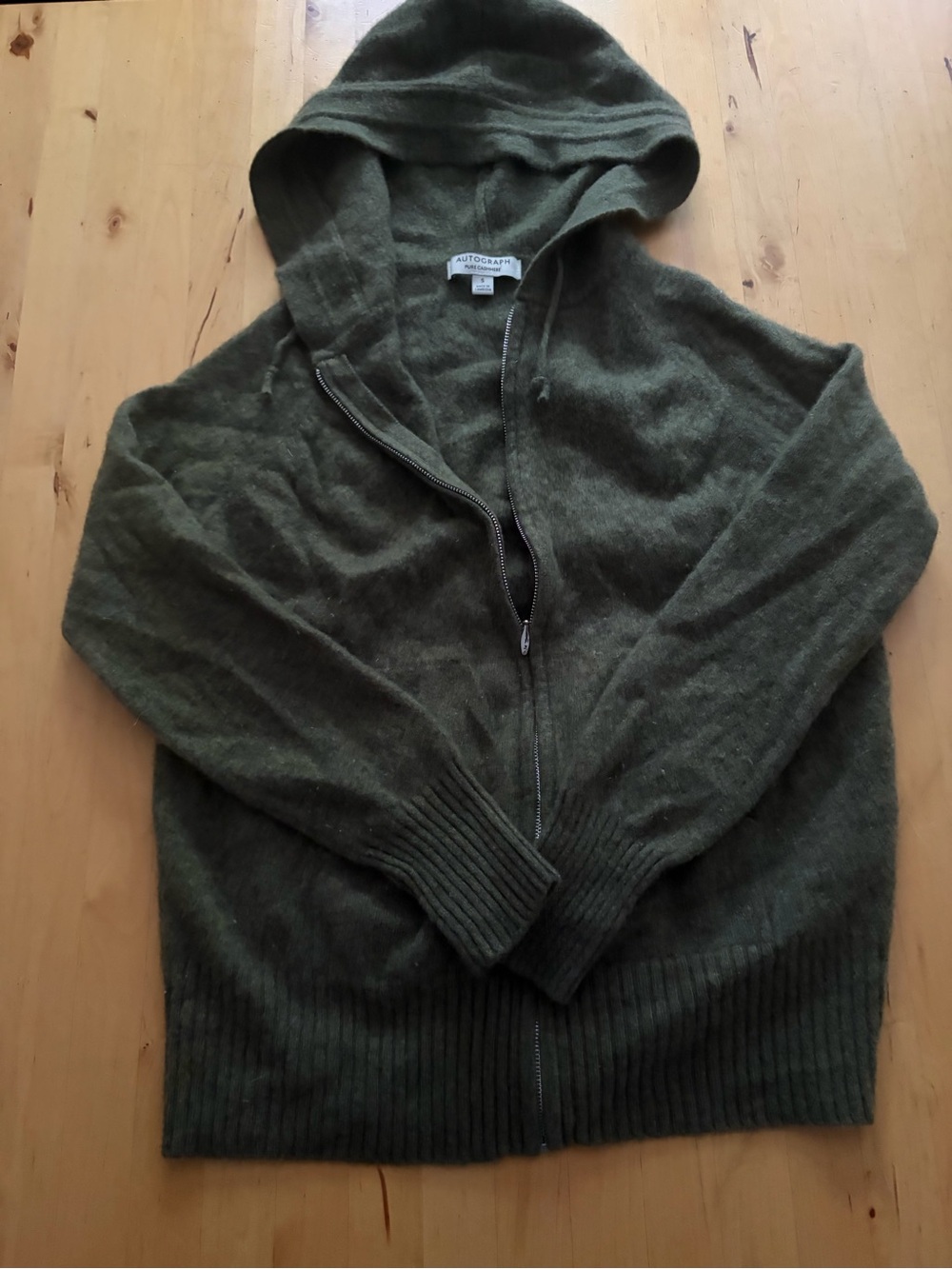 Autograph Women’s Cashmere Olive Green Zip-Up Hooded Sweater